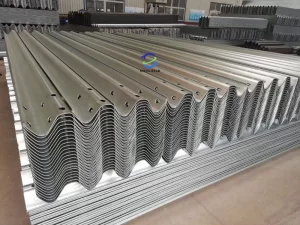 Máquina de conformação de rolos de guarda-corpo de rodovia, máquina de conformação de rolos de guarda-corpo, conformadora de rolos de guarda-corpo de rodovia de aço, máquina de conformação de rolos de guarda-corpo de 2 e 3 ondas, máquina de guarda-corpo de rodovia, máquina de conformação de rolos de barreira de colisão de chapa de guarda-corpo de rodovia de metal ondulado